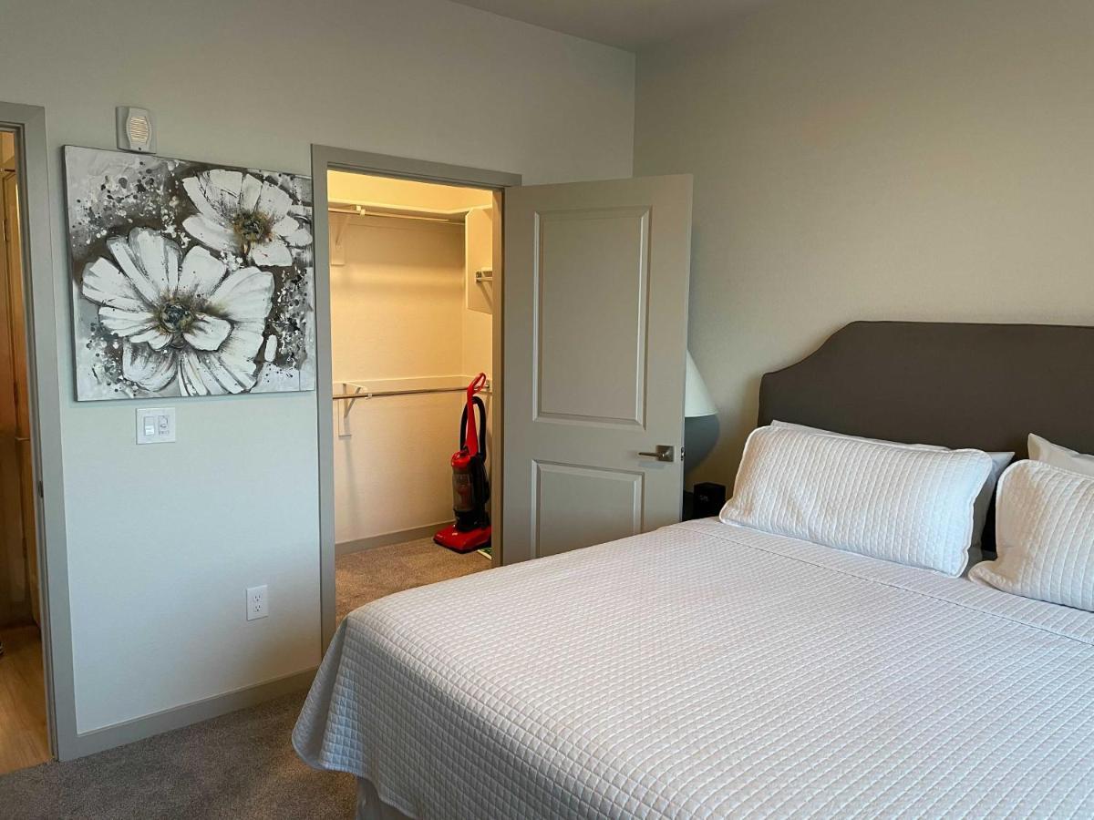 Stay Gia New Modern 1 Bedroom Apartment With Swimming Pool & Gym At Grayson Place Goodyear Zewnętrze zdjęcie